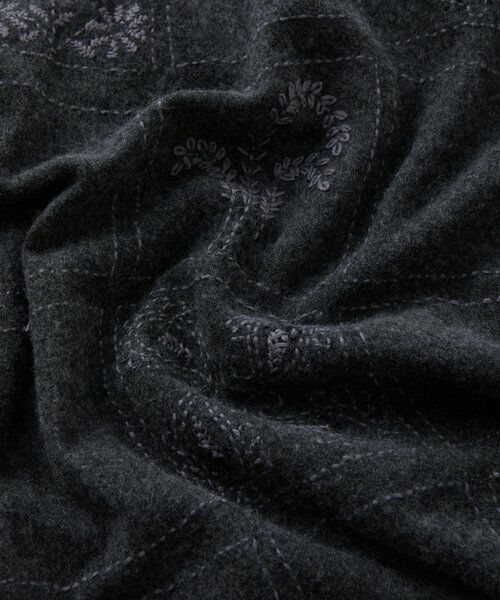 BEARDSLEY / ビアズリー マフラー・ショール・スヌード・ストール | 《CITRUS》刺繍タッセルストール | 詳細24