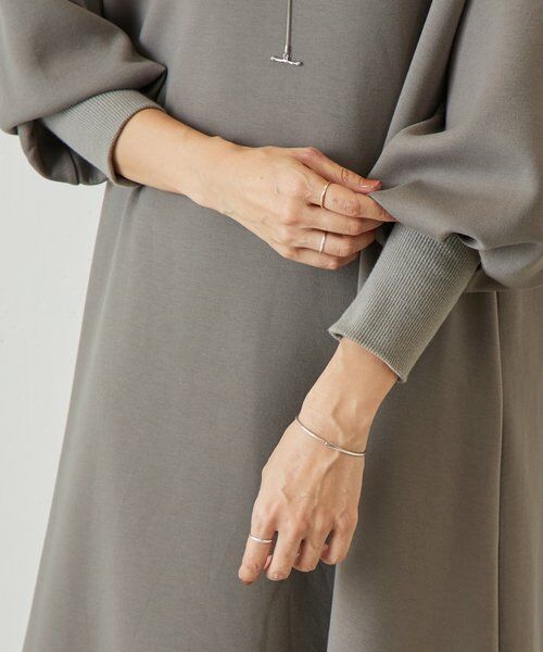 BEARDSLEY / ビアズリー ロング・マキシ丈ワンピース | 袖パフダンボールワンピース | 詳細9