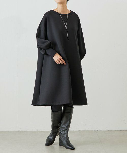 新品タグ付⭐︎ビアズリー　袖パフワンピース 袖パフダンボールワンピース （ロング・マキシ丈ワンピース