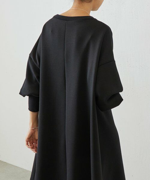 袖パフダンボールワンピース （ロング・マキシ丈ワンピース