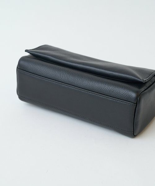 ミニレザーボディバッグ （トートバッグ）｜BEARDSLEY