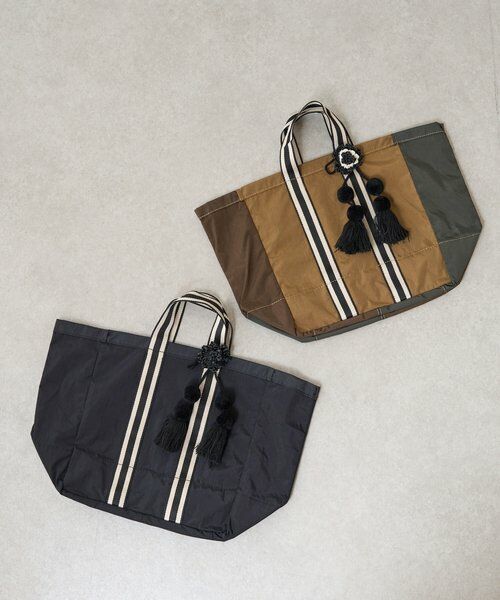 BEARDSLEY / ビアズリー トートバッグ | 《FRIPIER》チャーム付きクレイジートート | 詳細1