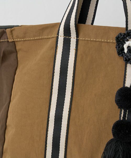 BEARDSLEY / ビアズリー トートバッグ | 《FRIPIER》チャーム付きクレイジートート | 詳細16