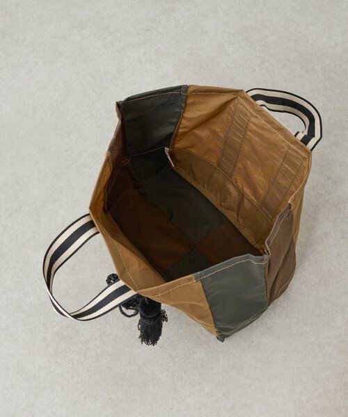 BEARDSLEY / ビアズリー トートバッグ | 《FRIPIER》チャーム付きクレイジートート | 詳細19