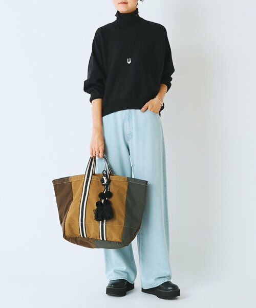 BEARDSLEY / ビアズリー トートバッグ | 《FRIPIER》チャーム付きクレイジートート | 詳細4