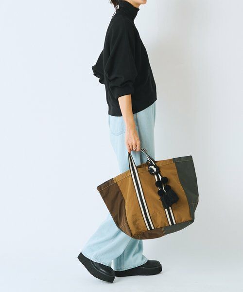 BEARDSLEY / ビアズリー トートバッグ | 《FRIPIER》チャーム付きクレイジートート | 詳細5