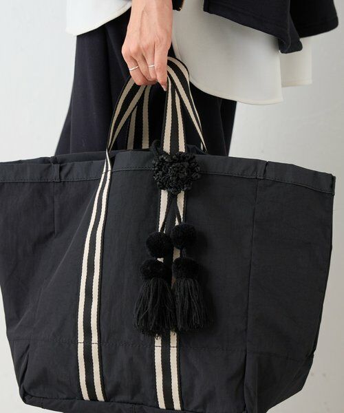 BEARDSLEY / ビアズリー トートバッグ | 《FRIPIER》チャーム付きクレイジートート | 詳細9