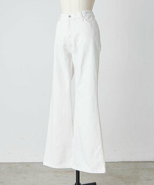 BEARDSLEY / ビアズリー デニムパンツ | 《LEVAR》裾フレアジーンズ（ホワイト） | 詳細21