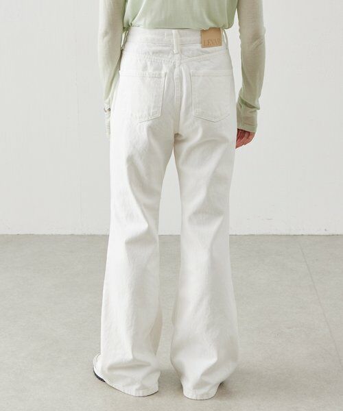 BEARDSLEY / ビアズリー デニムパンツ | 《LEVAR》裾フレアジーンズ（ホワイト） | 詳細4