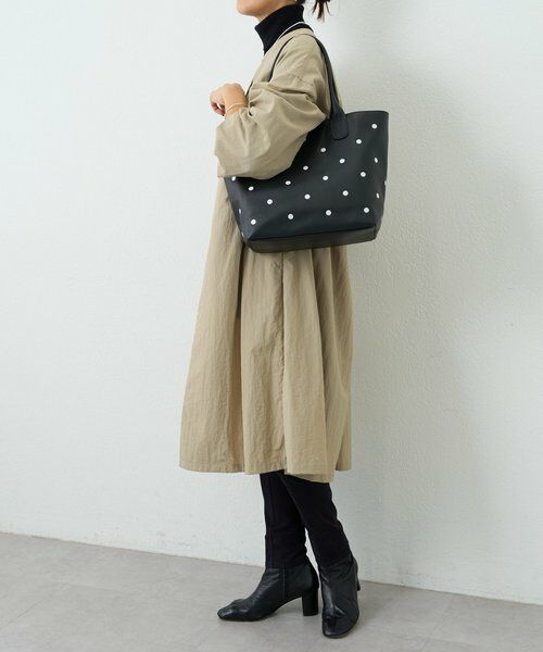 BEARDSLEY / ビアズリー トートバッグ | ドット刺繍バッグ/大 | 詳細3