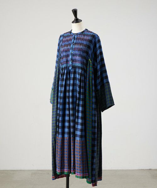 BEARDSLEY / ビアズリー ロング・マキシ丈ワンピース | 《INJIRI》カシミヤチェック柄ワンピース | 詳細11