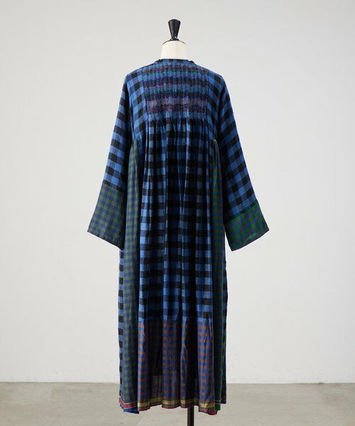BEARDSLEY / ビアズリー ロング・マキシ丈ワンピース | 《INJIRI》カシミヤチェック柄ワンピース | 詳細13