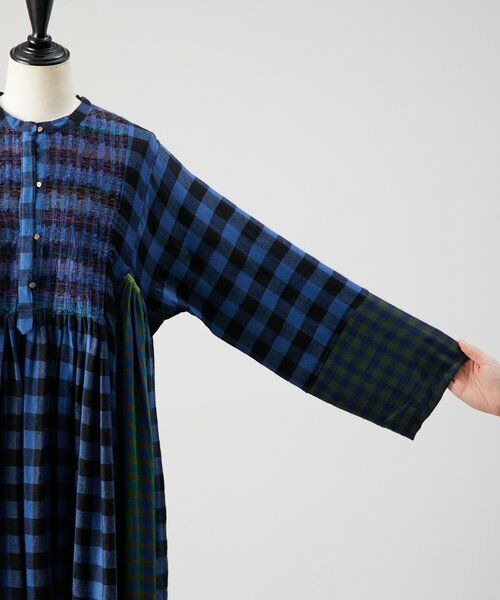 BEARDSLEY / ビアズリー ロング・マキシ丈ワンピース | 《INJIRI》カシミヤチェック柄ワンピース | 詳細14