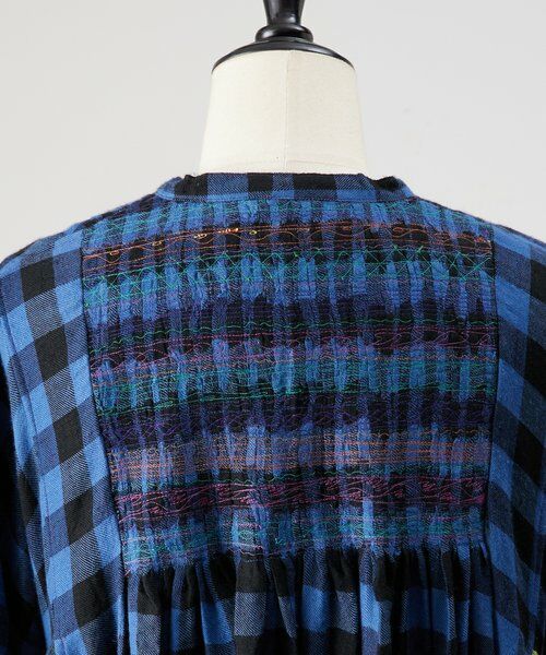 BEARDSLEY / ビアズリー ロング・マキシ丈ワンピース | 《INJIRI》カシミヤチェック柄ワンピース | 詳細17