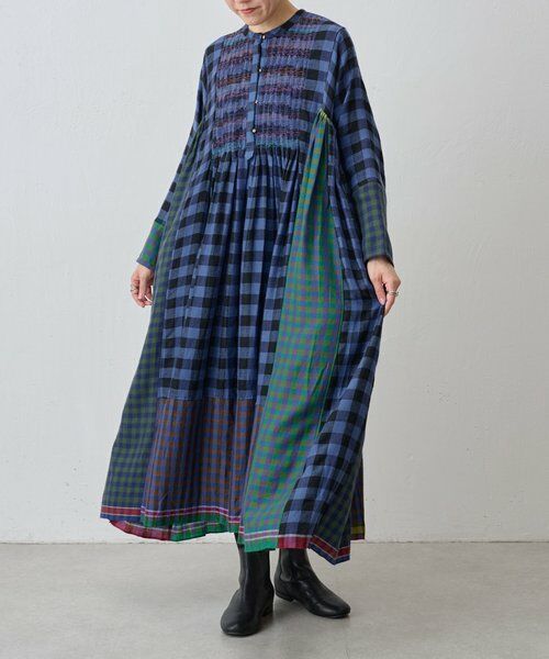 BEARDSLEY / ビアズリー ロング・マキシ丈ワンピース | 《INJIRI》カシミヤチェック柄ワンピース | 詳細3