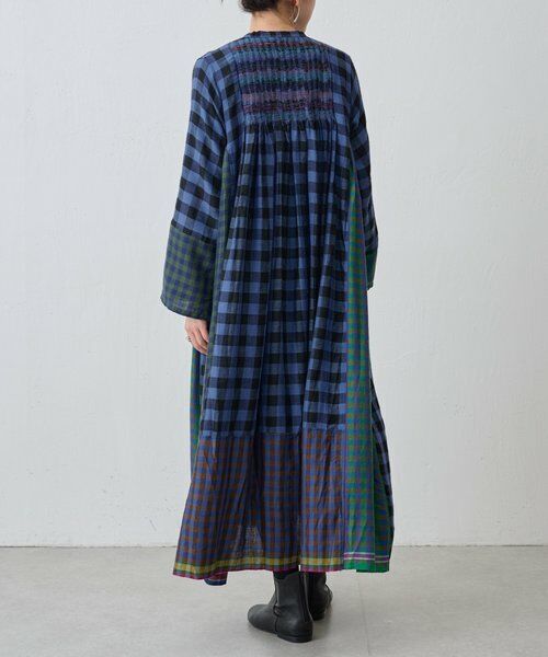 BEARDSLEY / ビアズリー ロング・マキシ丈ワンピース | 《INJIRI》カシミヤチェック柄ワンピース | 詳細5