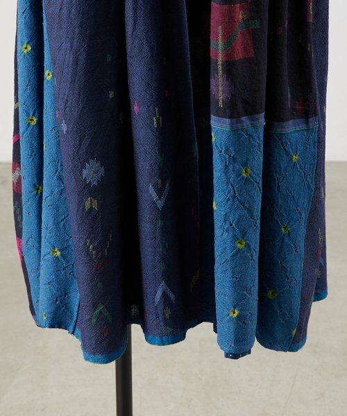 BEARDSLEY / ビアズリー ロング・マキシ丈ワンピース | 《INJIRI》シルク＆ウールワンピース羽織 | 詳細24