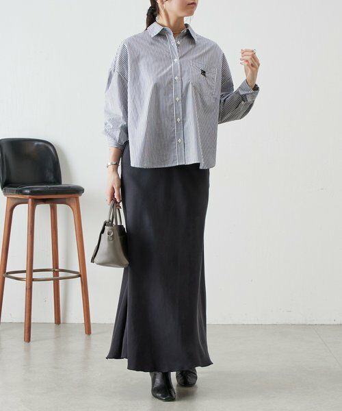 BEARDSLEY / ビアズリー シャツ・ブラウス | 《12/11(木)12：00予約開始》刺繍入りショートシャツ | 詳細13