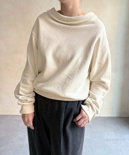 BEARDSLEY / ビアズリー カットソー | 《12/11(木)12：00予約開始》オフショルトレーナー | 詳細1