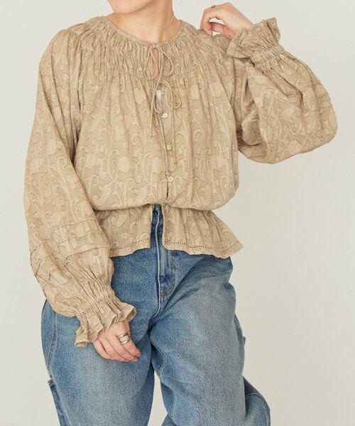 BEARDSLEY / ビアズリー シャツ・ブラウス | ボタニカルジャガードブラウス（ベージュ）