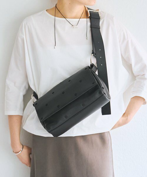 BEARDSLEY / ビアズリー ショルダーバッグ | 《本革》ドットボディバッグ　 | 詳細2