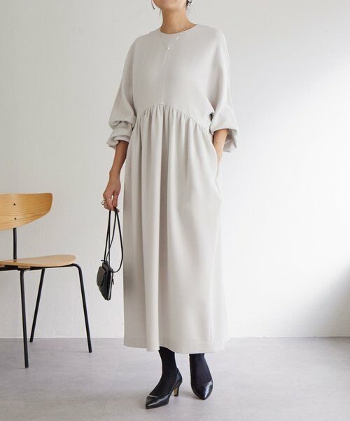 BEARDSLEY / ビアズリー ロング・マキシ丈ワンピース | 《1/4(日)12:00・LIVETART》ギャザーコクーンワンピース（ベージュ）