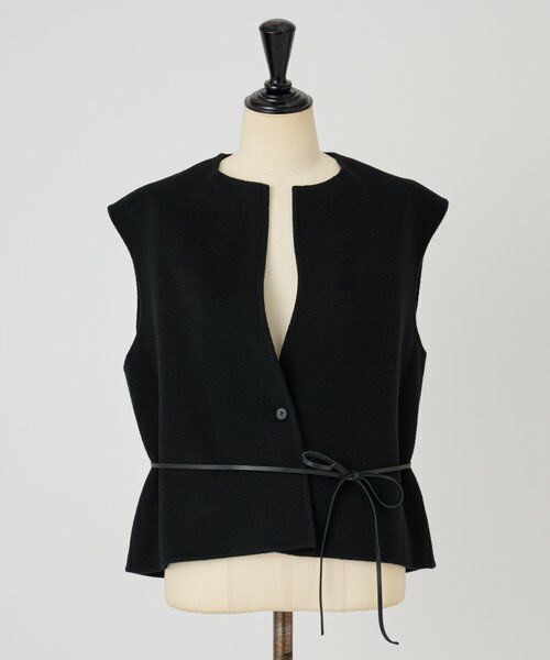 BEARDSLEY / ビアズリー その他アウター | 《MANUELLE GUIBAL》カシミヤジレ（ブラック）