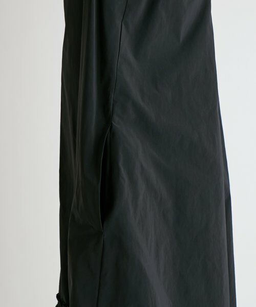 BEARDSLEY / ビアズリー ロング・マキシ丈ワンピース | 《HiROMITHiSTLE》裾ギャザー後ろボタンワンピース | 詳細10