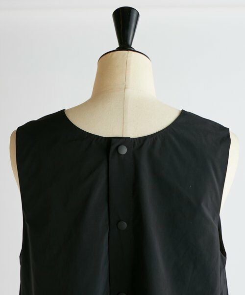 BEARDSLEY / ビアズリー ロング・マキシ丈ワンピース | 《HiROMITHiSTLE》裾ギャザー後ろボタンワンピース | 詳細4