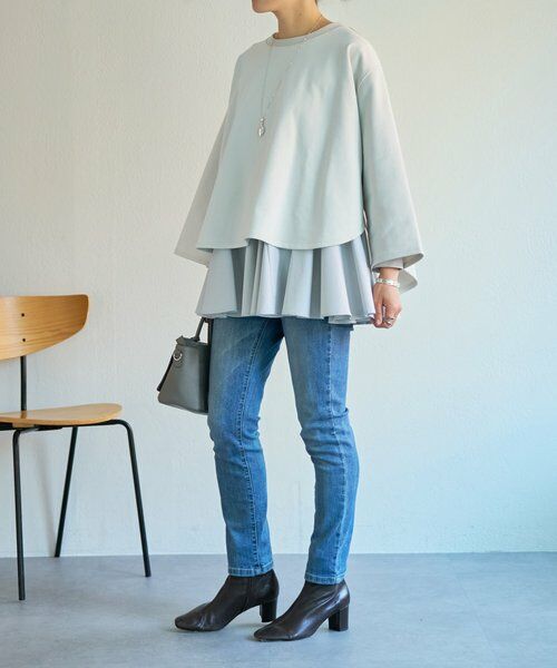 BEARDSLEY / ビアズリー カットソー | 《1/23(金)11：00予約開始》フレアコンビトレーナー | 詳細7