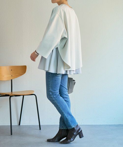 BEARDSLEY / ビアズリー カットソー | 《1/23(金)11：00予約開始》フレアコンビトレーナー | 詳細9