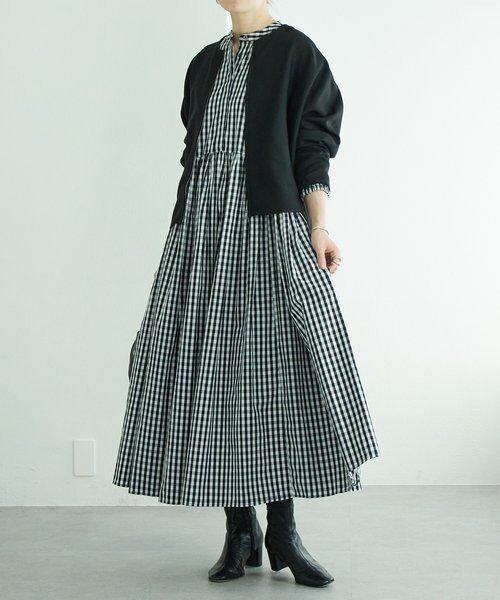 BEARDSLEY / ビアズリー ロング・マキシ丈ワンピース | 《1/23(金)11：00予約開始》先染めギャザーワンピース（ブラック）