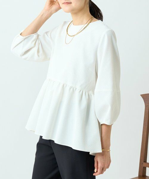 BEARDSLEY / ビアズリー シャツ・ブラウス | 《3/28(土)予約》ストレッチドビーペプラムプルオーバー《LIVETART》（ホワイト）