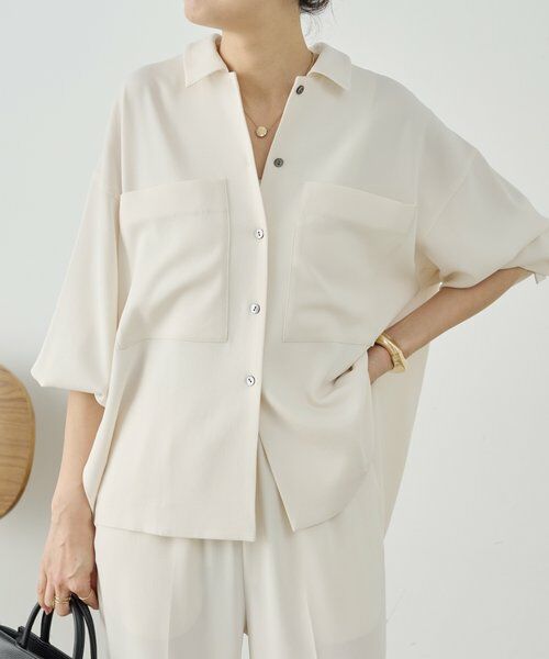 BEARDSLEY / ビアズリー シャツ・ブラウス | 《3/28(土)12：00予約開始》バックサテンフレアシャツ《LIVETART》 | 詳細1