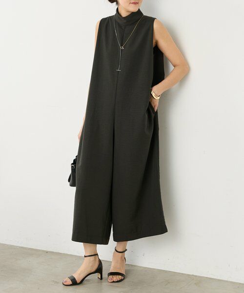 BEARDSLEY / ビアズリー ミニ丈・ひざ丈ワンピース | 《3/28(土)12時予約開始》ハイネックオールインワン《LIVETART》（チャコールグレー）