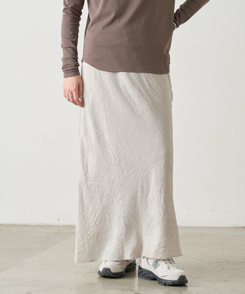 BEARDSLEY / ビアズリー ロング・マキシ丈スカート | 《4/21(火)12:00予約開始》アセテートバイヤススカート《FRIPIER》（グレージュ）