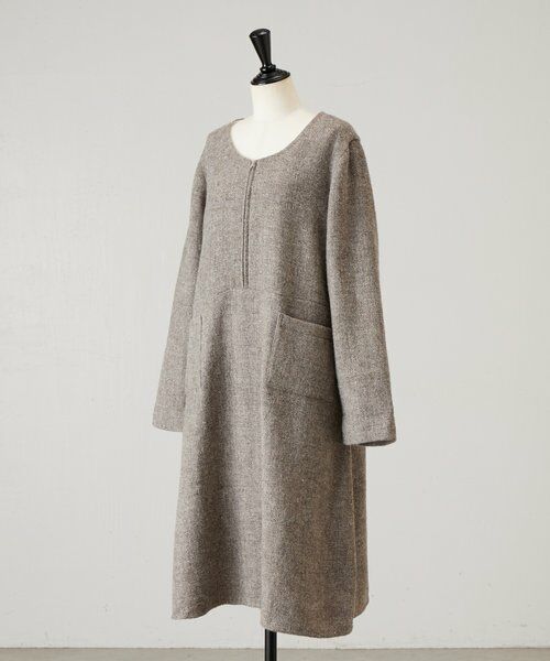 BEARDSLEY / ビアズリー ロング・マキシ丈ワンピース | 《KHADI&CO》ハーフジップワンピース | 詳細1