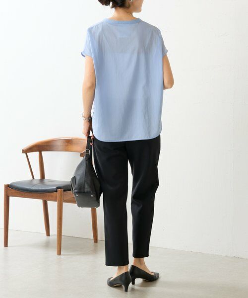 BEARDSLEY / ビアズリー シャツ・ブラウス | パールボタンフレンチブラウス《LIVETART》 | 詳細29