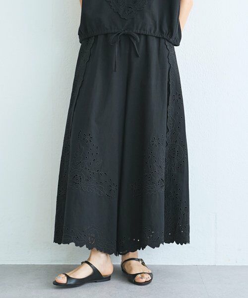 BEARDSLEY / ビアズリー その他パンツ | 《5/21予約》フラワーカットワークパネル刺繍パンツ《15 quinze》 | 詳細16