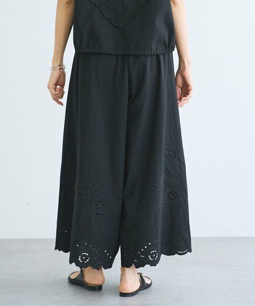 BEARDSLEY / ビアズリー その他パンツ | 《5/21予約》フラワーカットワークパネル刺繍パンツ《15 quinze》 | 詳細18