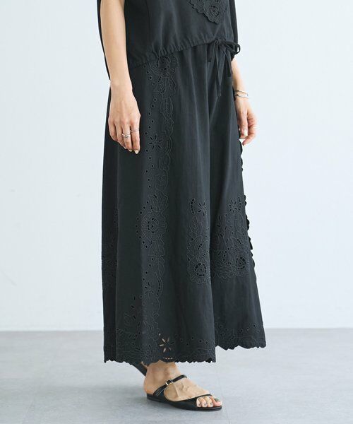 BEARDSLEY / ビアズリー その他パンツ | 《5/21予約》フラワーカットワークパネル刺繍パンツ《15 quinze》 | 詳細19