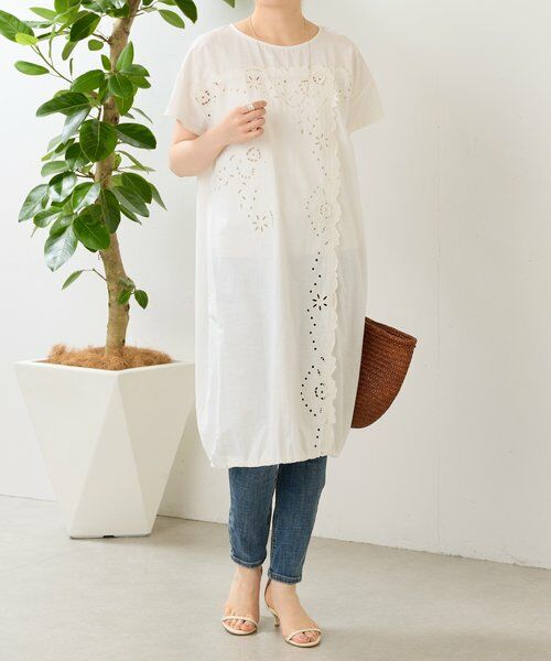 BEARDSLEY / ビアズリー ロング・マキシ丈ワンピース | 《5/21予約》フラワーカットワークパネル刺しゅうワンピ《15 quinze》 | 詳細1