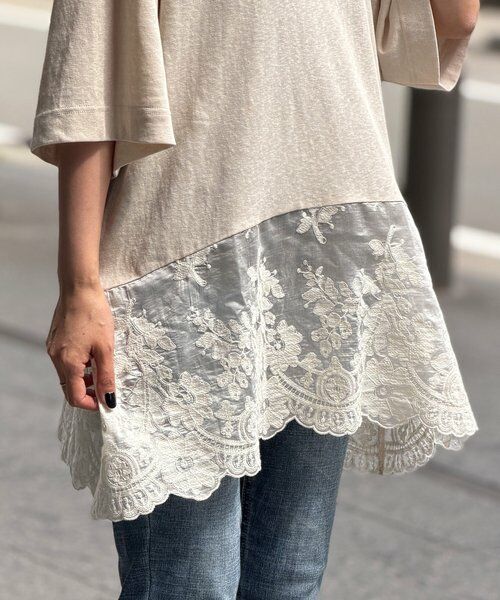 BEARDSLEY / ビアズリー カットソー | 裾シアー刺繍Tee（ベージュ）