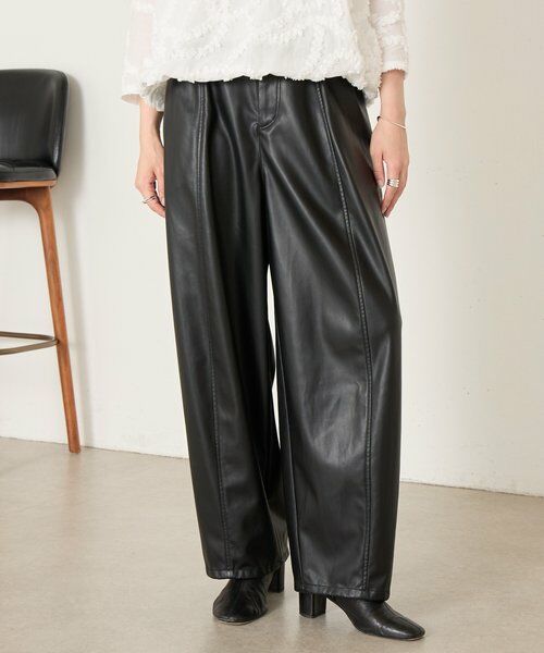 BEARDSLEY / ビアズリー その他パンツ | フェイクレザーバレルパンツ（ブラック）
