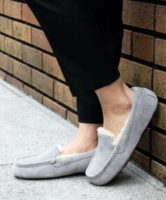 BYBC UGG ANSLEY スリッポン