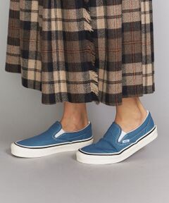 ＜VANS（バンズ）＞ANAHEIM クラシックスリッポン98 DX/スニーカー