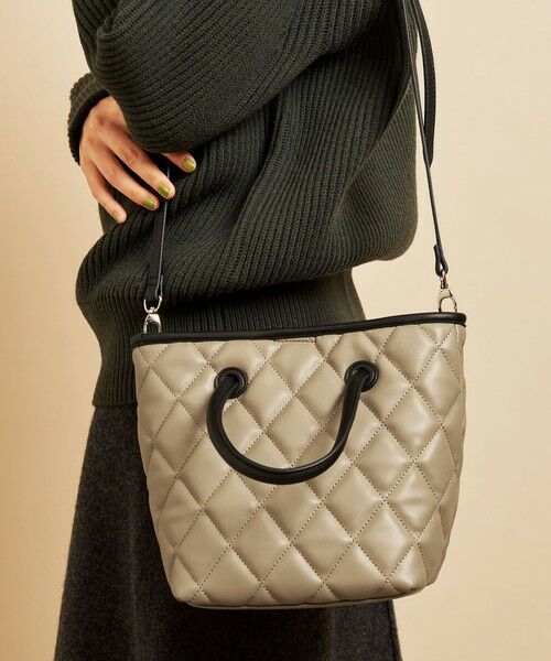 セール By キルティングインポーチトートバッグ 3way O トートバッグ Beauty Youth United Arrows ビューティ ユース ユナイテッドアローズ ファッション通販 タカシマヤファッションスクエア