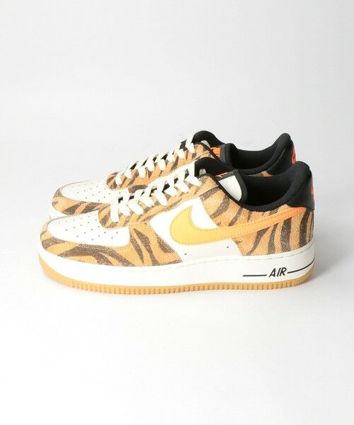 NIKE＞ AIR FORCE 1 07 PRM/エアフォース１ （スニーカー