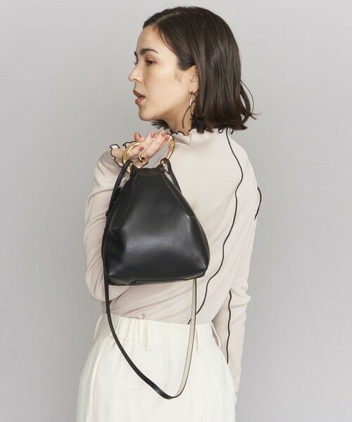 別注】＜LE VERNIS＞レザー メタルビーンズリング ショルダーバッグ （ショルダーバッグ）｜BEAUTYYOUTH UNITED ARROWS  ビューティユース ユナイテッドアローズ ファッション通販 タカシマヤファッションスクエア
