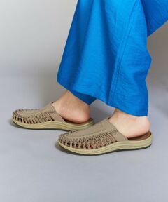 ＜KEEN＞WOMENS UNEEK2 SLIDE/サンダル